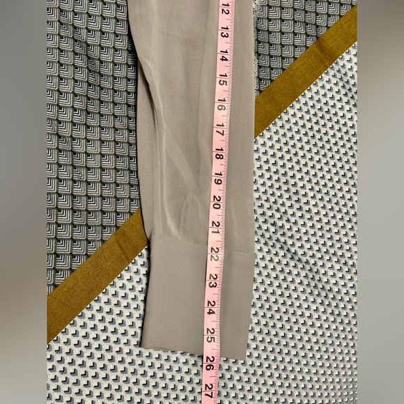 Exquisite White House Black Market Grey Tunic Size 12 - Picture 9 of 9